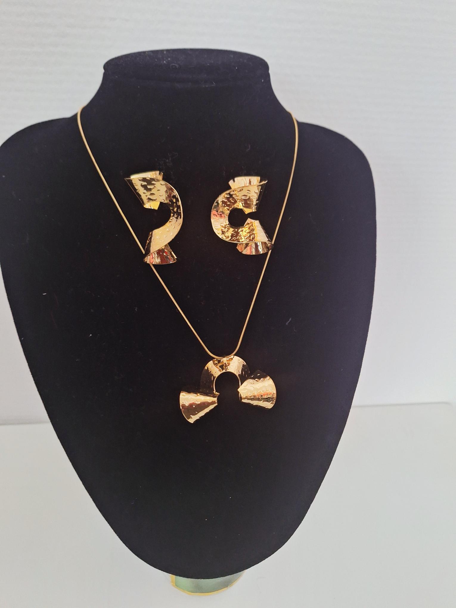 Ensemble Bijoux En Acier Inoxydable , Boucles D'oreilles Et Chaine