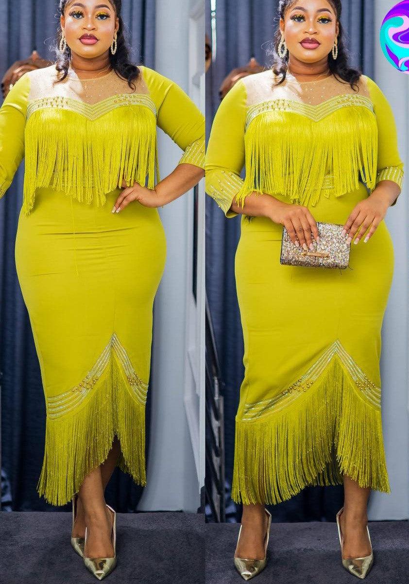 Robe De Soirée Jaune ornée De Perles Et De Ficelles Manches Trois Quarts