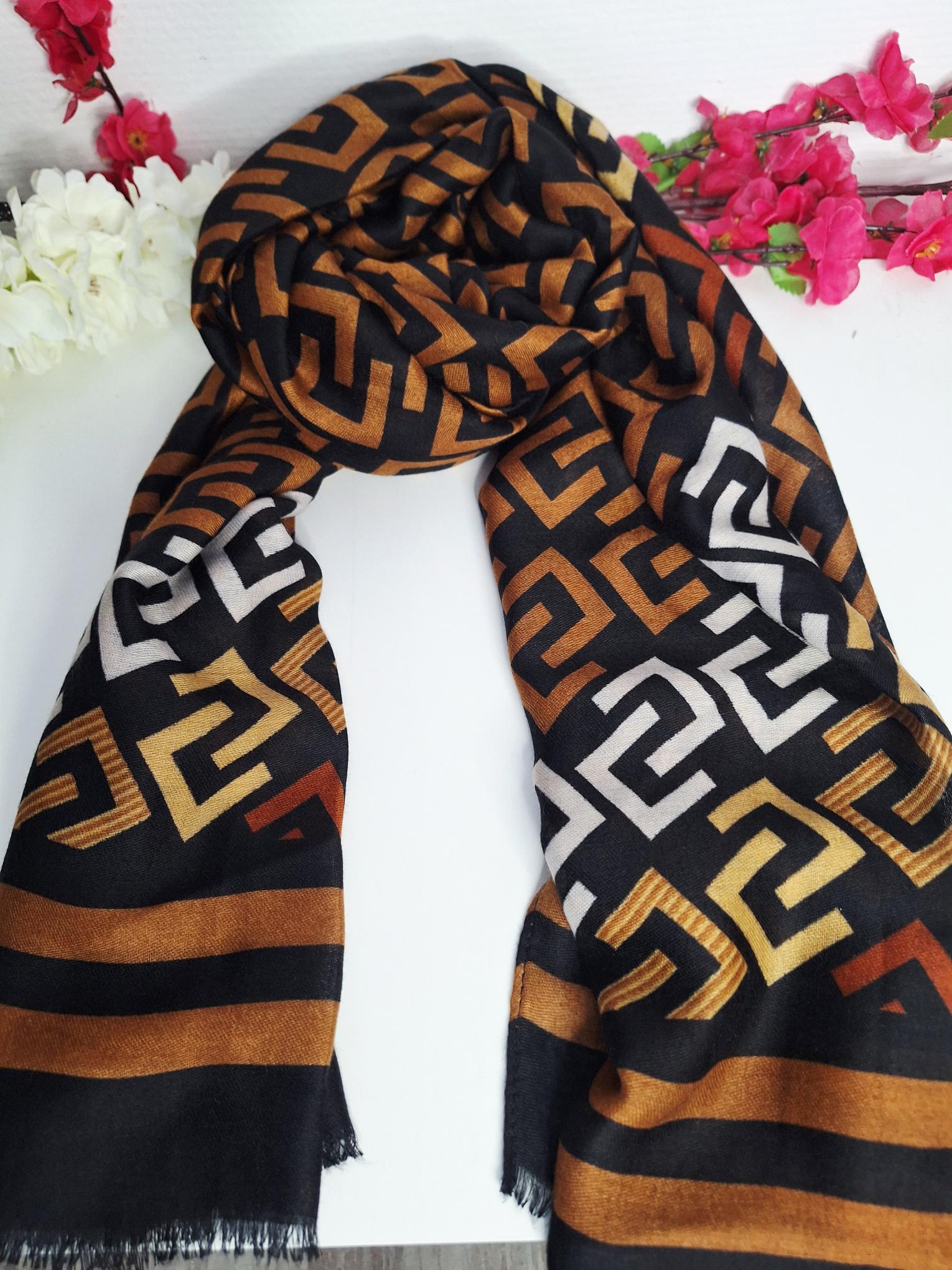 Echarpe Brun avec Motifs