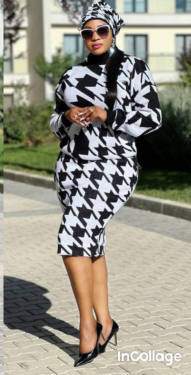 Ensemble Jupe Pull, Trois pièces, Blanc avec Motifs noir