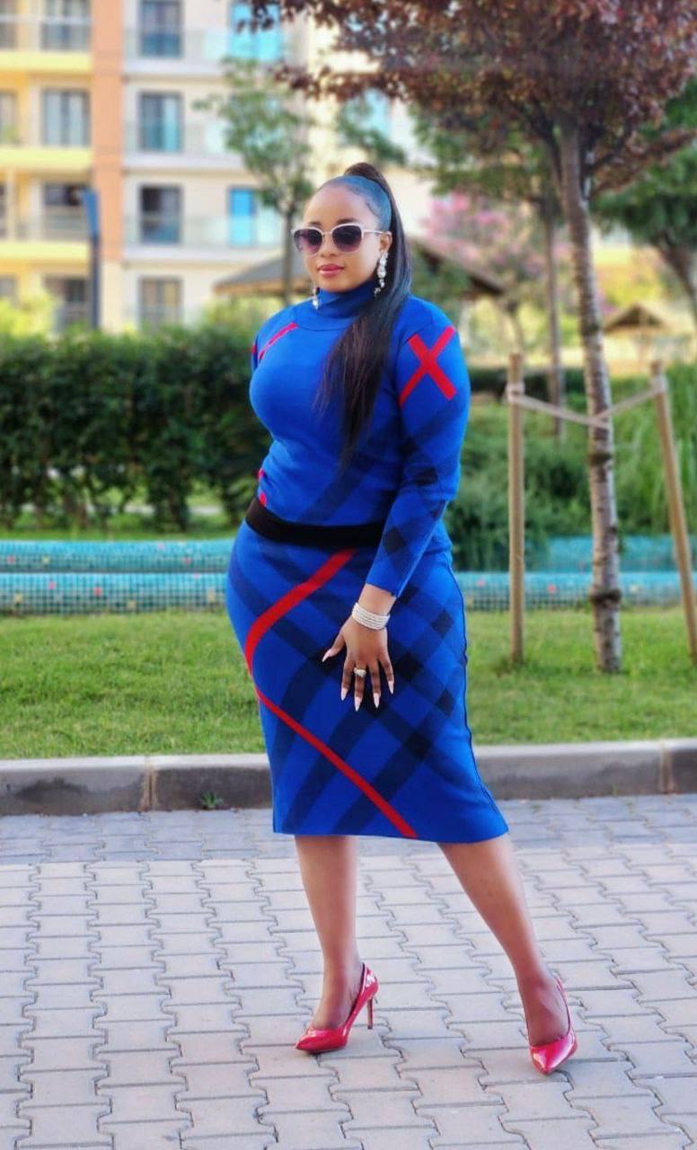 Ensemble Jupe Pull Bleu à Carreaux, Longues Manches