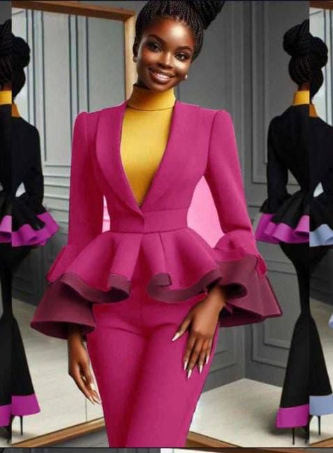 Ensemble Pantalon Tailleur Rose Orné De Rouge Bordeaux