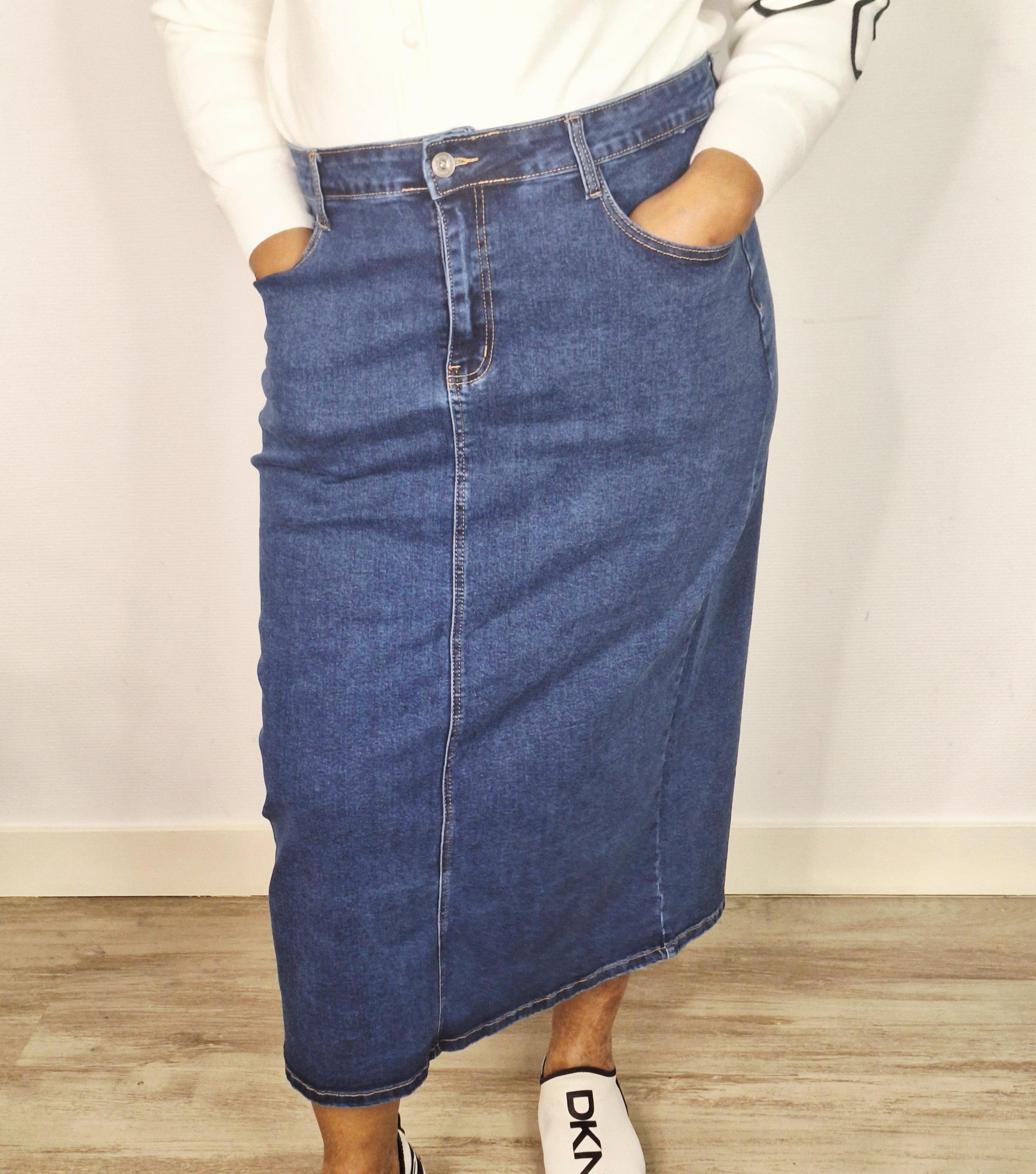 Jupe Jean Bleu Avec Fente A L'arrière