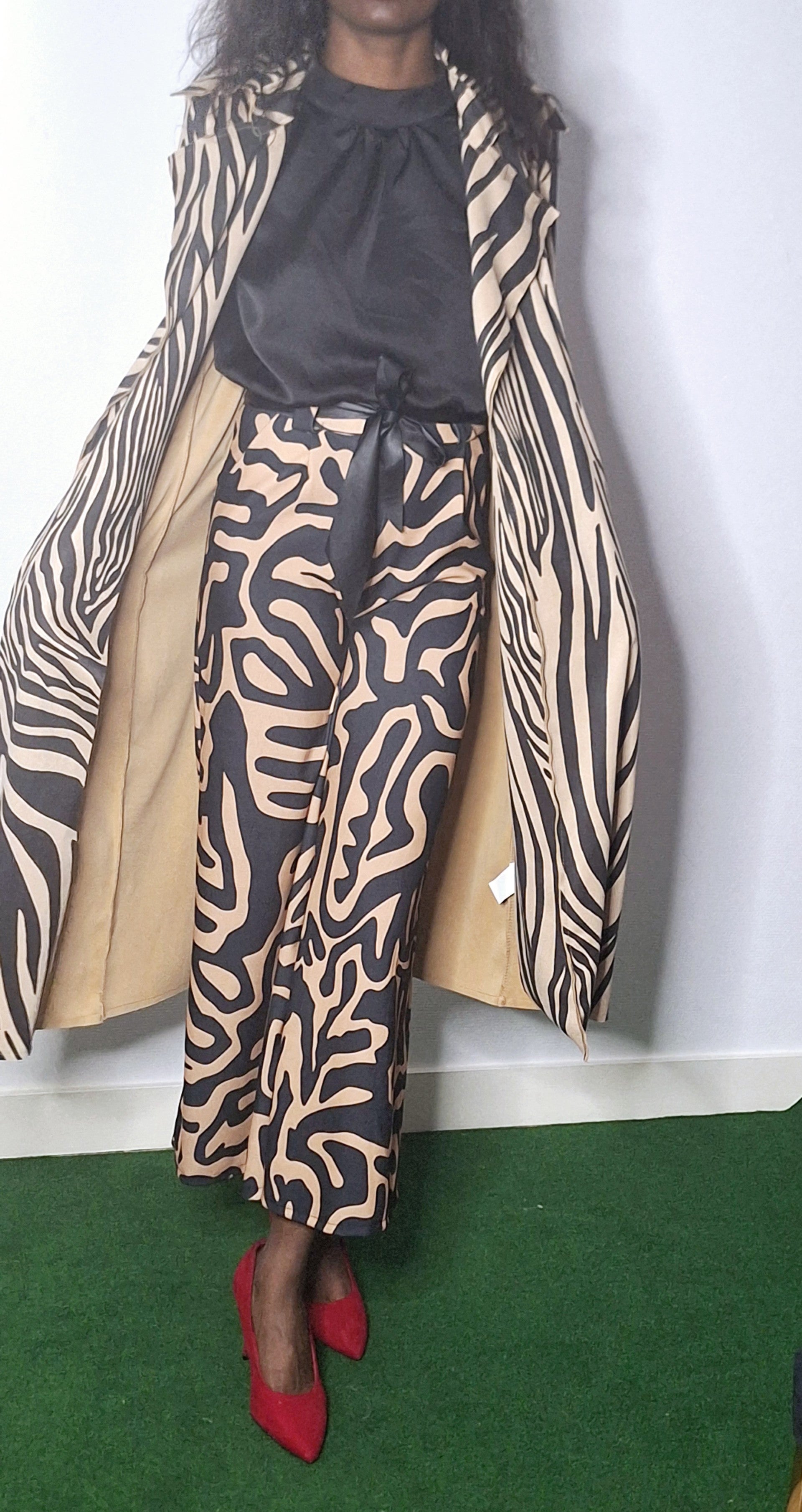 Manteau brun avec motifs zèbre, Taille unique