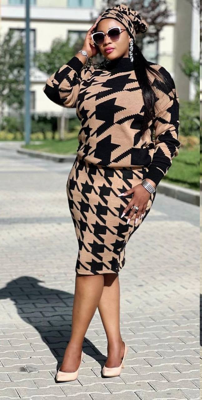 Ensemble Jupe Pull Brun, 3 pièces , Longues Manches, Bonnet , Taille Unique